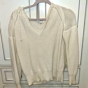 🔥🔥FIRE SALE🔥🔥 HEARTLOOM cream distressed hooded sweater